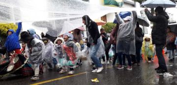Los Mineritos fueron los últimos en llegar hasta la Plaza 10 de Noviembre.