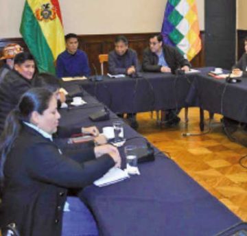 Lima apunta a evistas de buscar ampliar mandato