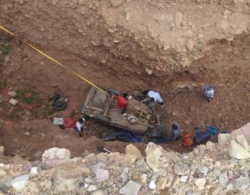Niño sobrevive a una tragedia vial que acabó con el resto de su familia