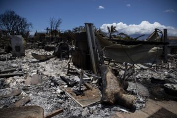 Las autoridades elevan a 106 el número de fallecidos en los incendios en Maui