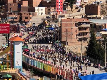 Los danzarines recorrieron la ruta desde las 8:00.