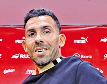 El Rojo da bienvenida a Tévez