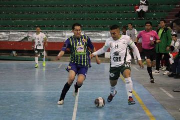 Nantes y Wolf lideran la Liga de futsal