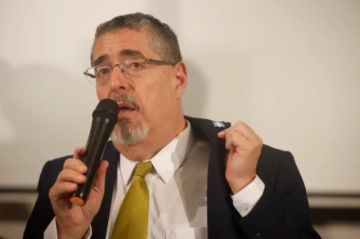 El Tribunal Supremo Electoral de Guatemala suspende al partido político del presidente electo