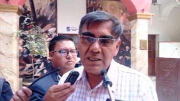 Técnicos evalúan la forma de dotar agua a comunidades en Potosí