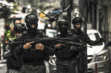 Despliegan un megaoperativo en tres favelas de Río de Janeiro para capturar a una centena de criminales
