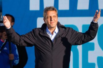 El peronismo pisa el acelerador en la recta final de la campaña electoral en Argentina