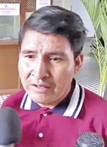 ¿Se alineó el gobernador de Chuquisaca al ala “arcista” del MAS? 