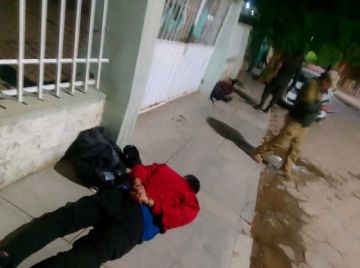 Policía detiene a dos atracadores que robaron a un librecambista