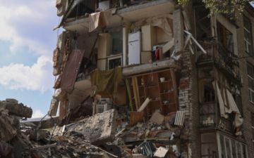 Ucrania, aliviada por el anuncio de ayuda de EEUU, prosigue su contraofensiva en el sur
