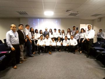 Banco Unión a través de un programa de capacitación “Semillero” contratará cajeros para sus agencias