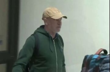 Zago llegó a Bolivia y puede ser presentado este lunes como DT de la Verde