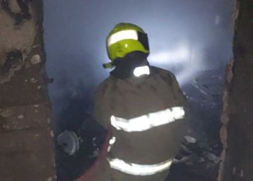 Bomberos sofocan incendio estructural