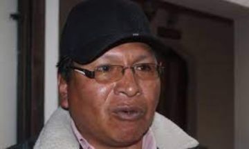 Presentan iniciativa ciudadana para revocar al alcalde Jhonny Llally