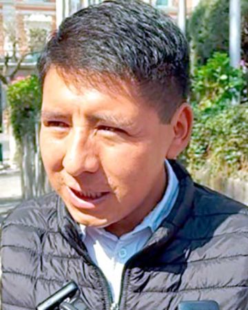 Cuestionan “angurria de poder” de Evo