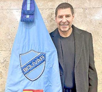 Bolívar: Claure  anuncia su adiós  a la presidencia 