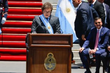 Javier Milei tacha a oposición de “corruptos” y “sádicos” al defender su reforma estatal