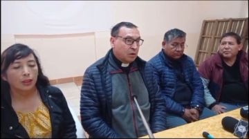 Entregan premios por la entrada navideña de la Diócesis dé Potosí