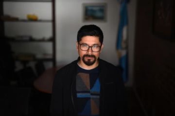 El reto de Arévalo en Guatemala es frenar el “deterioro democrático”, dice un diputado