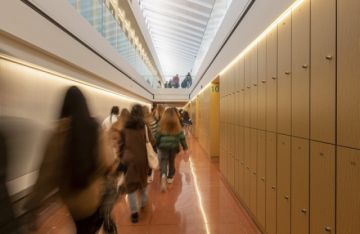 España: Los suicidios en adolescentes y jóvenes, en máximos, crecen un 8 %: “Están pidiendo ayuda”