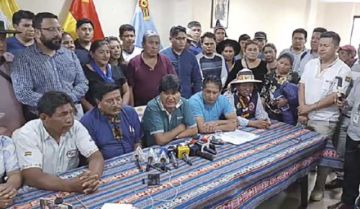 “Evistas” defienden a  Morales y convocan a  ampliado para febrero