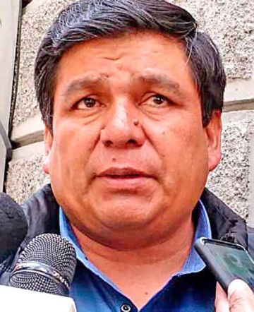 Aguilar asegura que Leaño tiene aceptación en Sucre