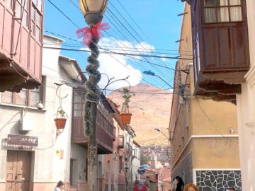 Se trabajó en las estructuras metálicas.