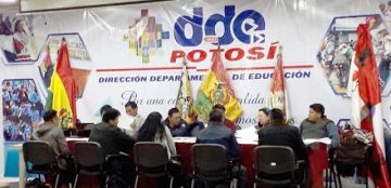Luego de las compulsas hay varias direcciones de escuelas en acefalía