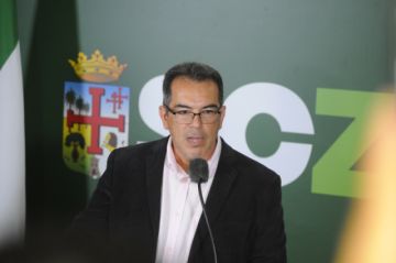 Mario Aguilera fue posesionado como gobernador suplente de Santa Cruz