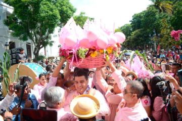 Los compadres chapacos se festejaron en la capital de Tarija.