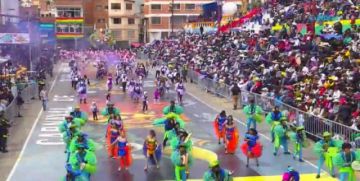 Ahora: Oruro ya vive su carnaval con la participación de miles de danzarines
