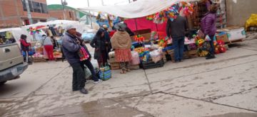Desde muy temprano se formaron filas en las carnicerías pero también en los lugares donde se vende la qoa e incluso en los comercios de expendio de adornos para las viviendas.