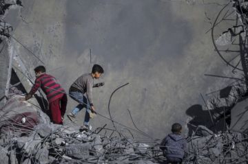 Israel ataca intensamente “objetivos terroristas” en el sur y centro de la Franja de Gaza
