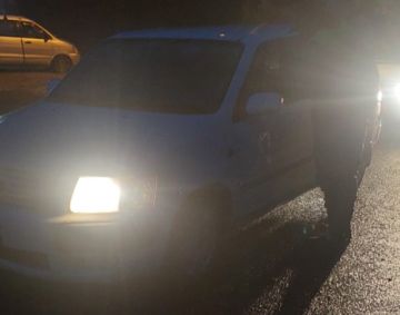 Los policías en plena búsqueda de los evadidos.