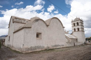 Demandan la urgente intervención del templo de Tomave