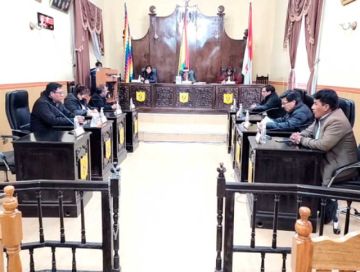 Impulsan ley municipal para censo de migrantes en la ciudad de Potosí