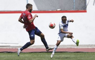 Oriente Petrolero y Gualberto Villarroel juegan su última chance