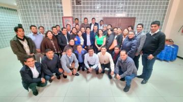 Autoridades educativas delinean acciones con el ministro Véliz