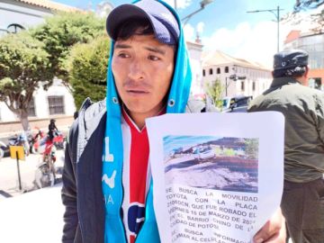 En "un abrir y cerrar de ojos" roban auto a humilde taxista