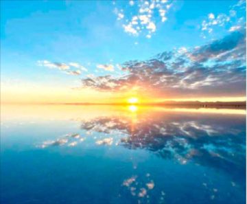 La acumulación de agua dificulta que se ingrese al Salar de Uyuni 