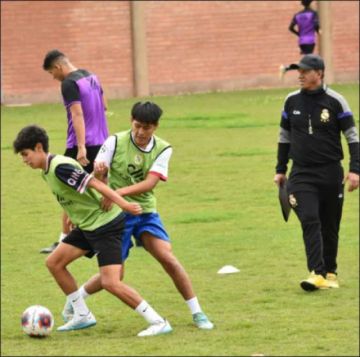 Real intensifica sus prácticas para la Copa Simón Bolívar