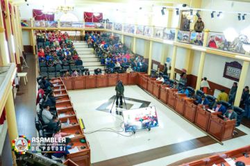 Rechazan la compra de un vehículo para la Asamblea