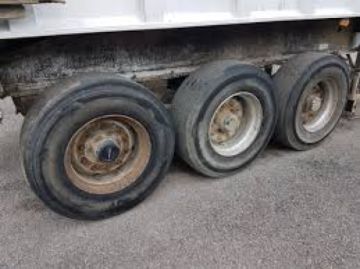 Mujer de 42 años pierde la vida atropellada por un tráiler en Potosí