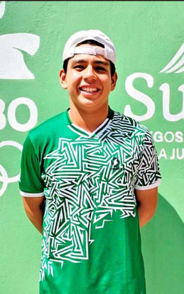 Santiago Lora, finalista en tenis.
