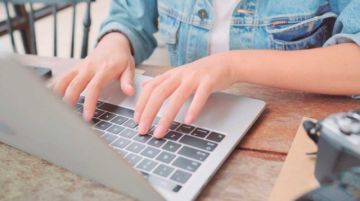 Un adolescente es acusado por pornografía y extorsión