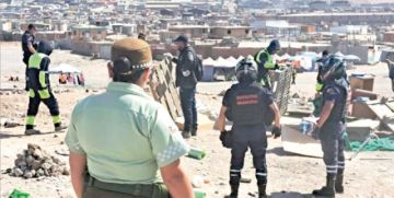 Presuntos contrabandistas enfrentan a Carabineros y escapan a Bolivia