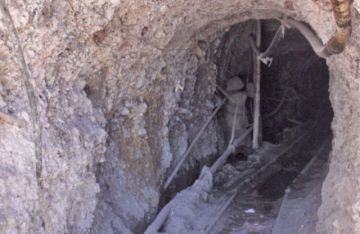 Develan que niños y adolescentes trabajan en interior mina en Potosí