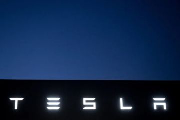 Elon Musk anuncia por correo electrónico el despido de unos 15.000 trabajadores de Tesla