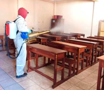 Alcaldía realiza la desinfección de las unidades educativas de Potosí