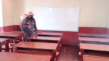 Fumigan las unidades educativas frente al incremento de IRAs y la influenza